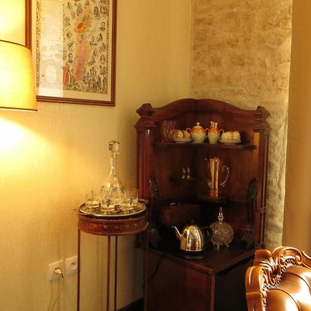 Le Bailli De Montsaugeon Bed and Breakfast Værelse billede