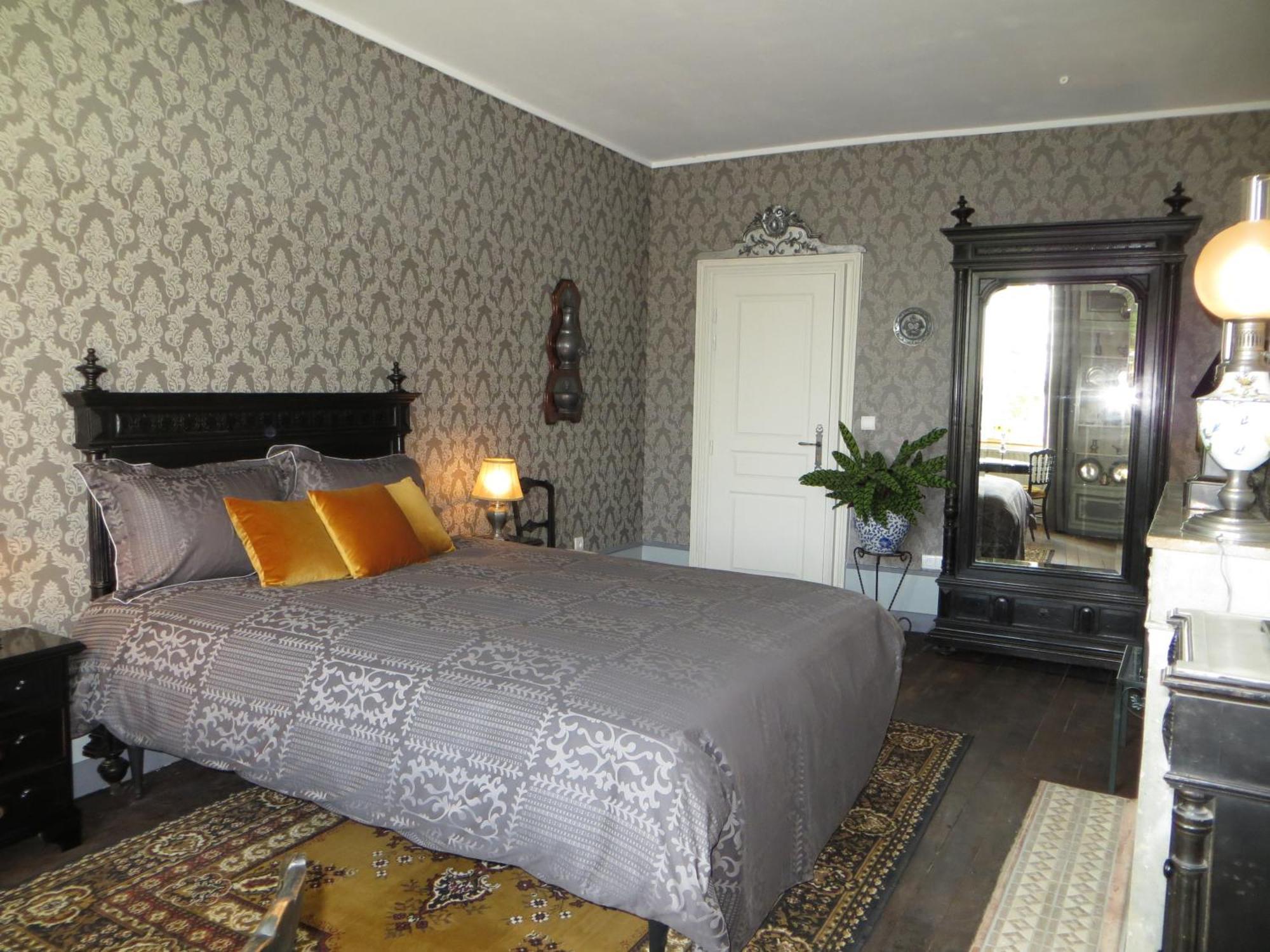 Le Bailli De Montsaugeon Bed and Breakfast Værelse billede
