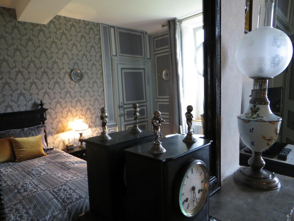 Le Bailli De Montsaugeon Bed and Breakfast Værelse billede