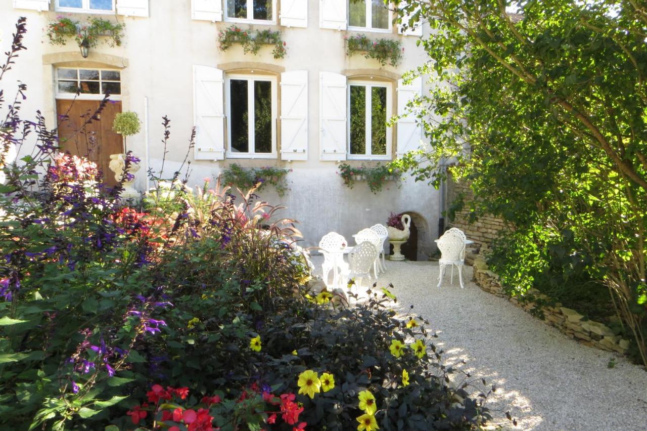 Le Bailli De Montsaugeon Bed and Breakfast Eksteriør billede