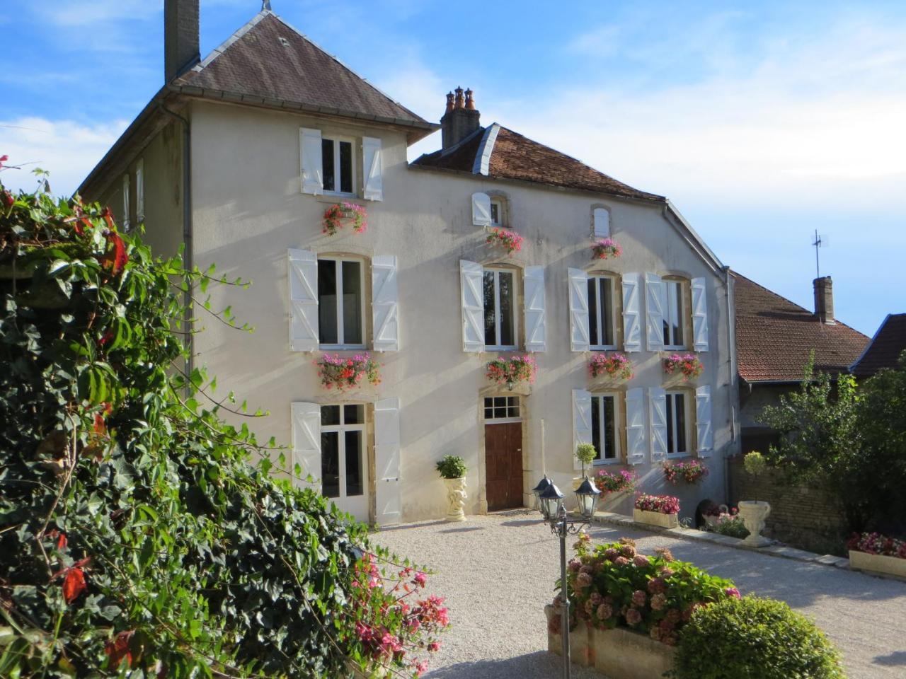 Le Bailli De Montsaugeon Bed and Breakfast Eksteriør billede